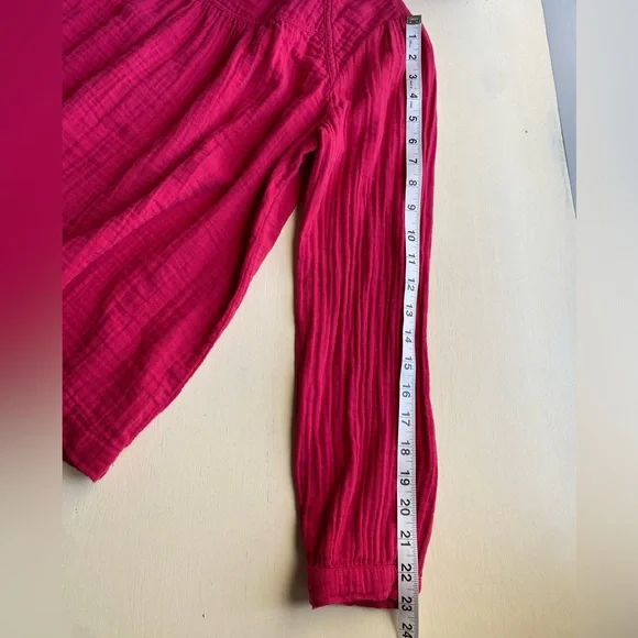 XiRENA Long Sleeve Pink Top Size S - Picture 11 of 11